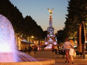 Tour Du Lịch Pháp - Thụy Sỹ - Ý - Vatican